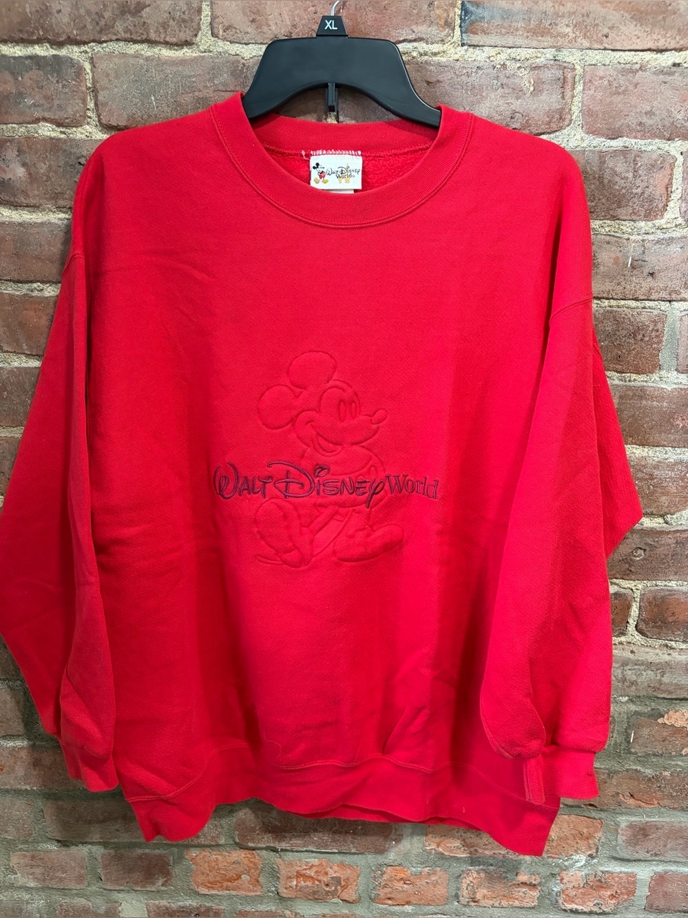 Disney Red Vintage Mickey Crewneck Sweatshirt size large